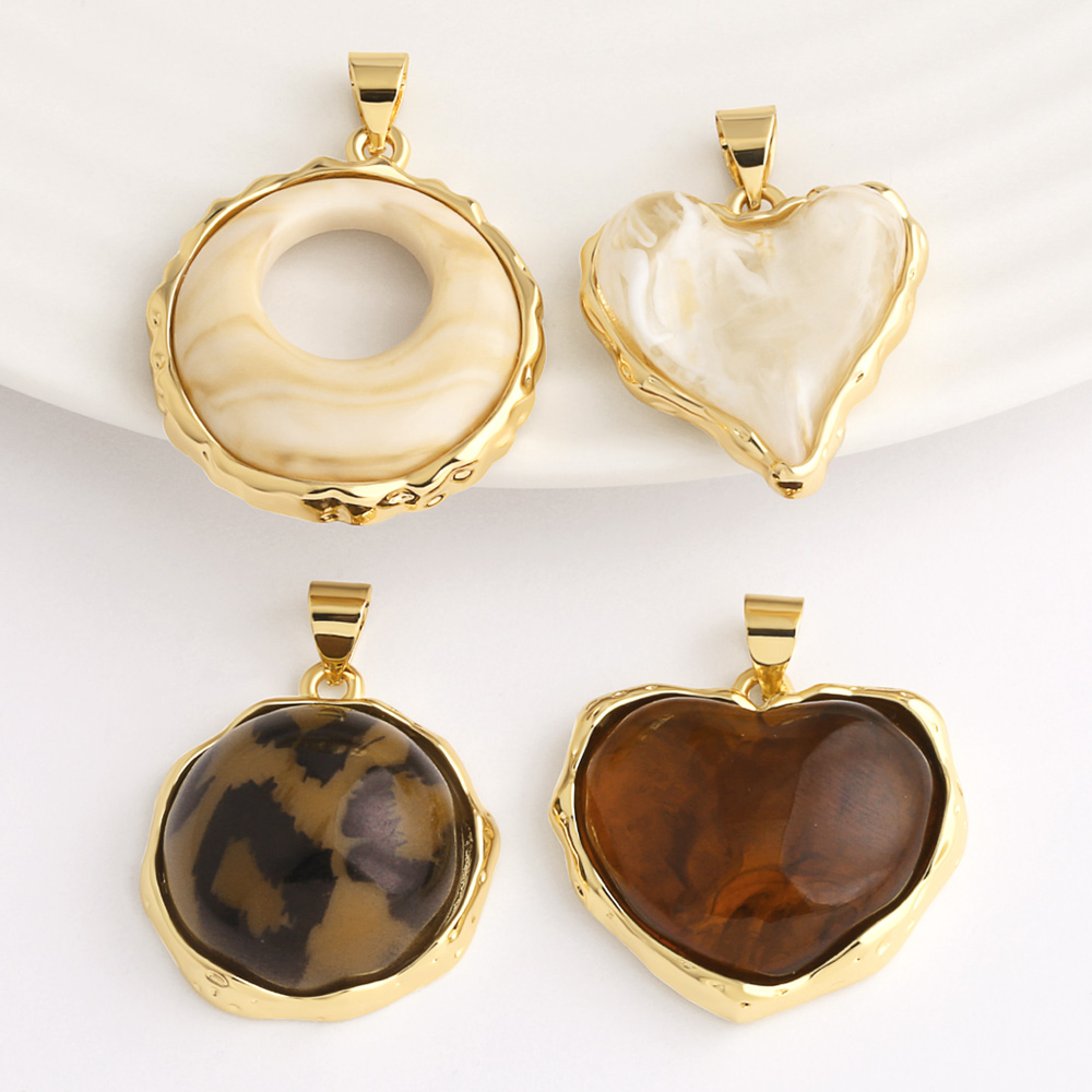 Resin Art Cube - OCESRIO Fashion Brown Resin Heart Pendant