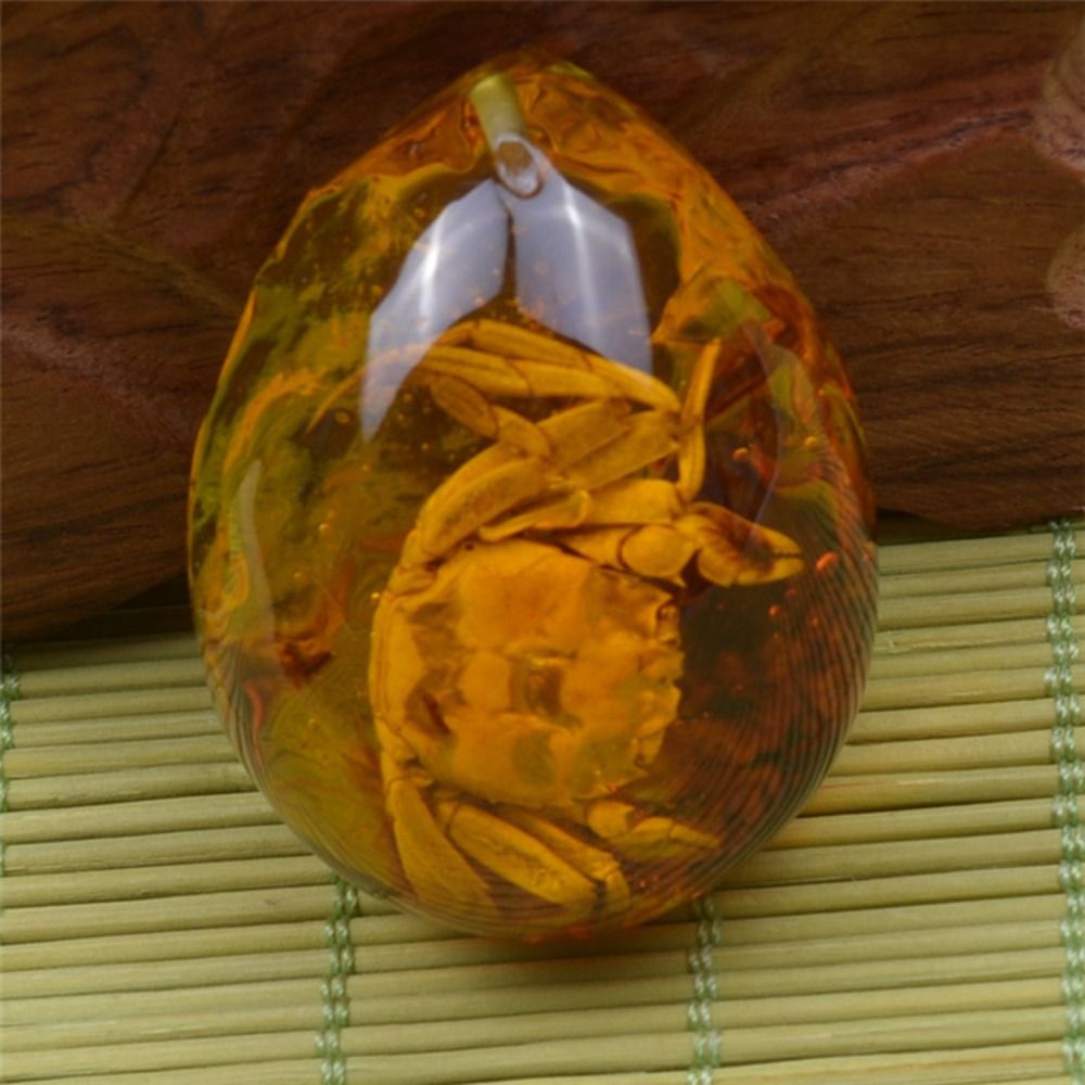 Natural Rough Butterfly Amber  - огляд і ціна Resin Art Necklace