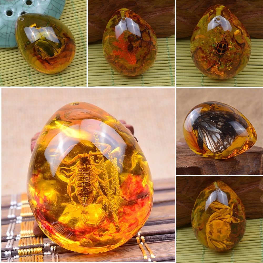 Natural Rough Butterfly Amber  - огляд і ціна Resin Art Necklace