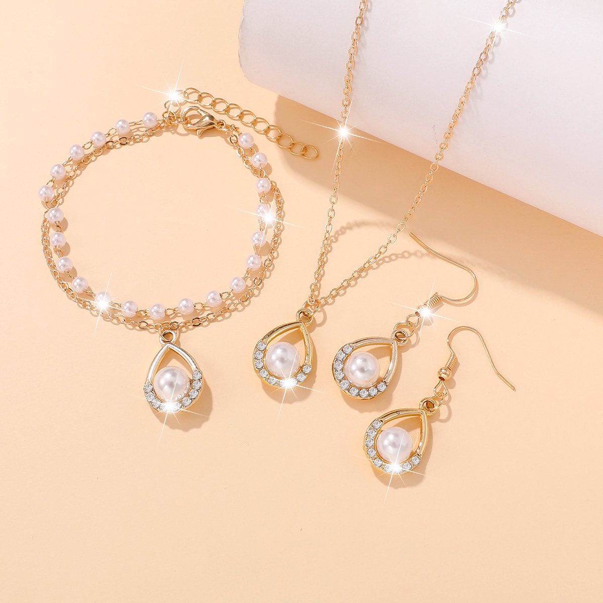 4Pcs Women Teardrop Pearl Rhin - огляд і ціна Resin Art Necklace