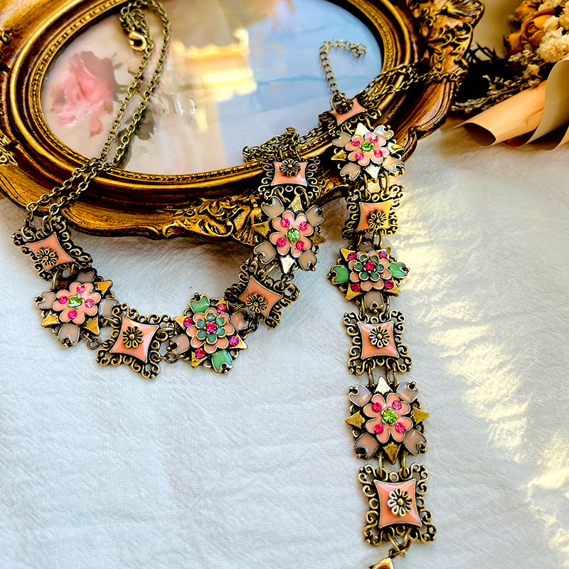 Retrofashion Necklace Bracelet - огляд і ціна Resin Art Necklace