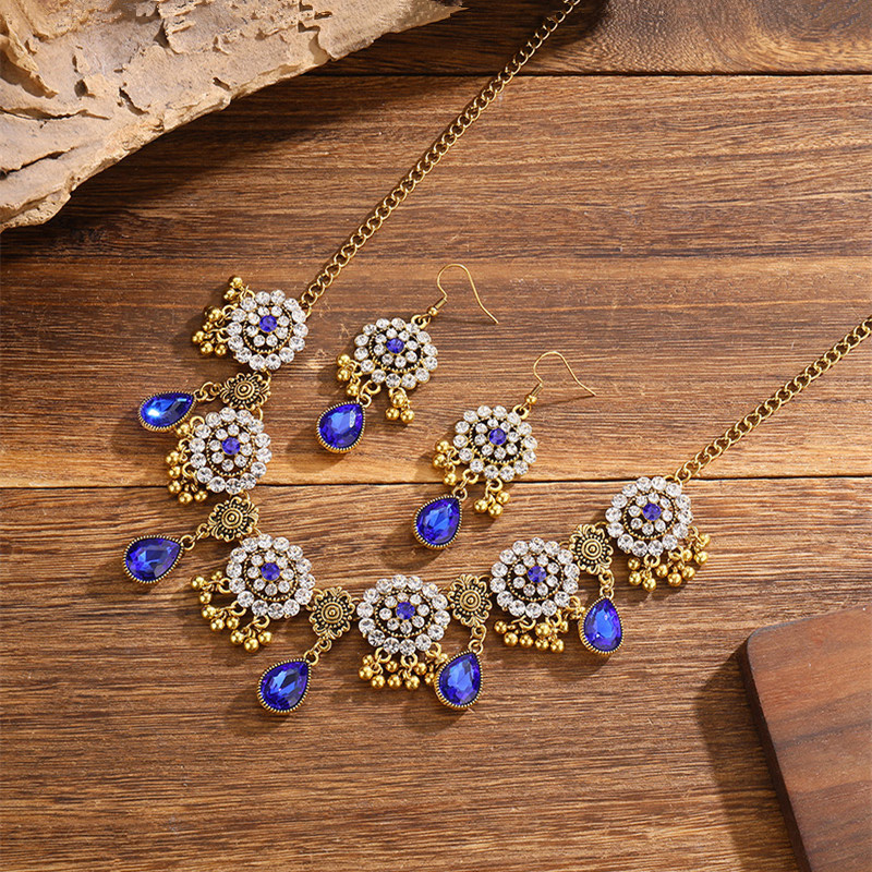 Kymyad Ethnic Vintage Rhinesto - огляд і ціна Resin Art Necklace