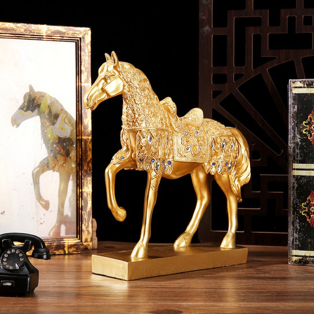 Sophisticated Resin Horse Orna - огляд і ціна Resin Art Business