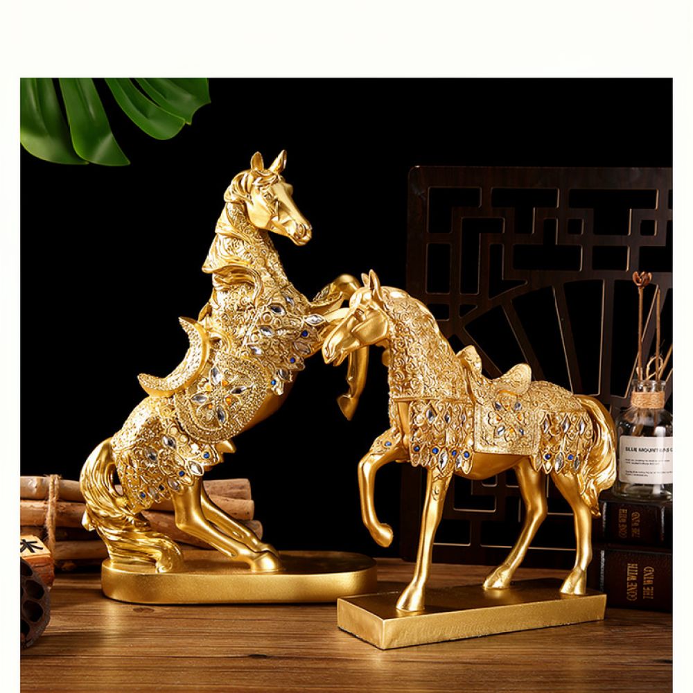 Sophisticated Resin Horse Orna - огляд і ціна Resin Art Business