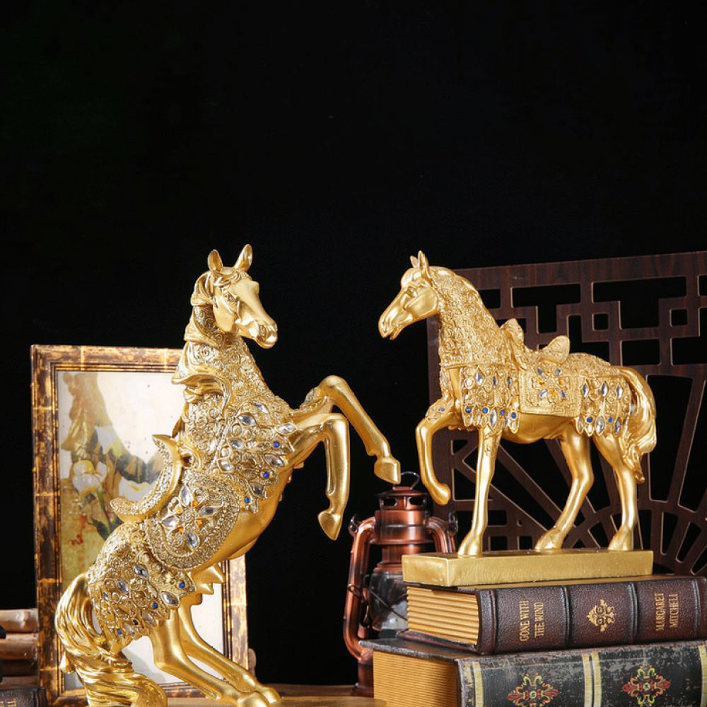 Sophisticated Resin Horse Orna - огляд і ціна Resin Art Business